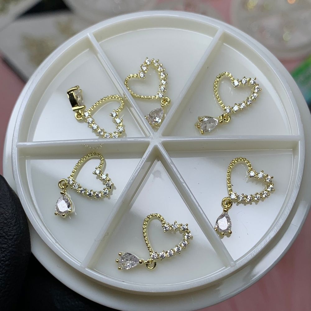 3D Heart Nail Charms: Pro Tips for Salon-Quality Nails
